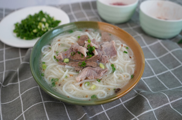 东区原味汤粉王培训